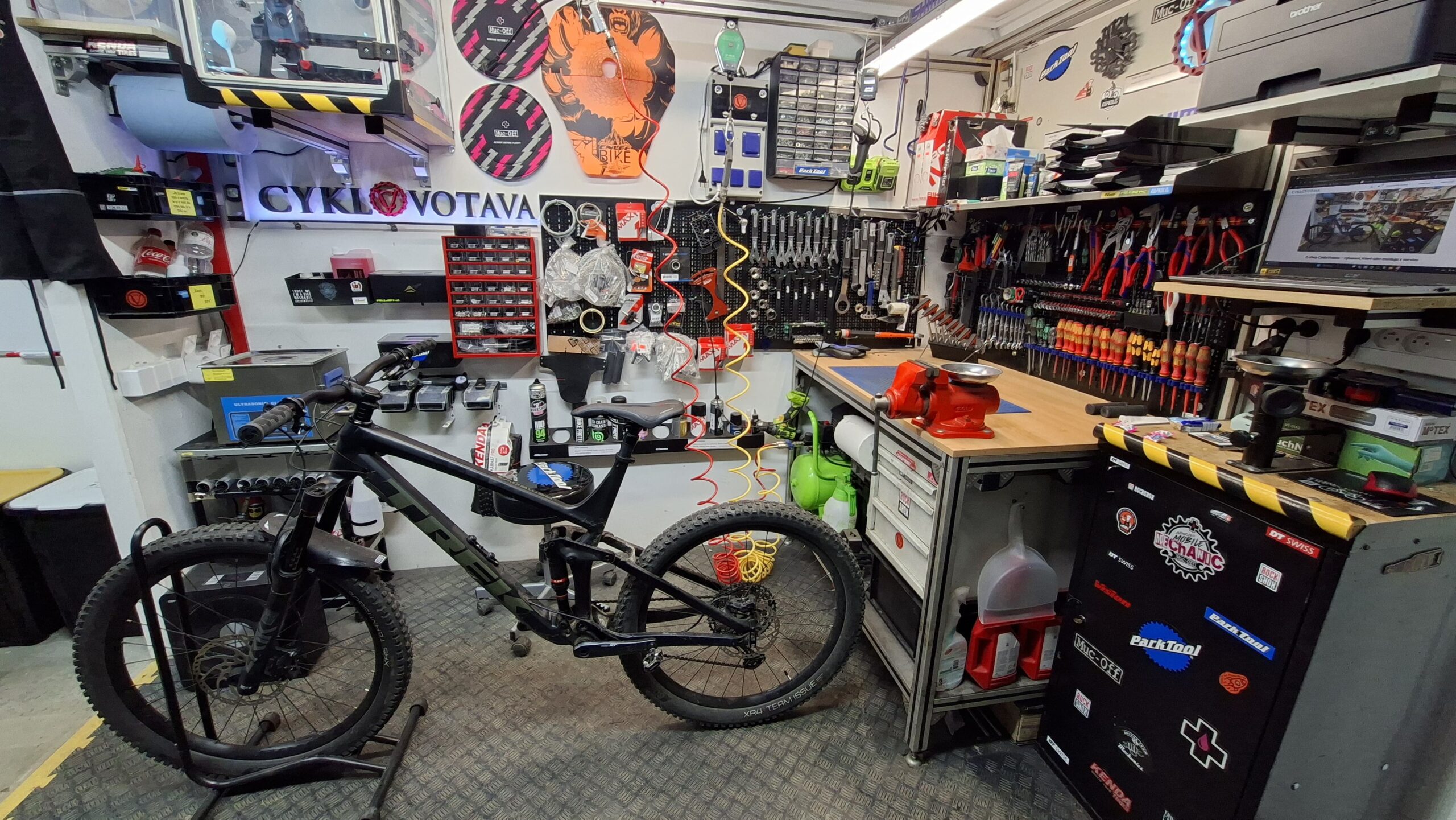 Kontakt CykloVotava – cykloservis Jihlava